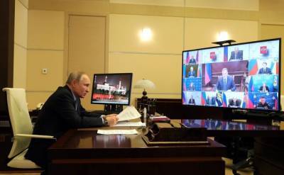 Путин обсудил с членами Совбеза меры по ликвидации паводков и пожаров
