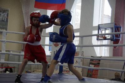 Сахалинские боксеры собрались на турнире памяти Яна Марчука