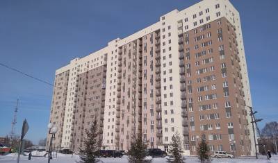 В Тобольске в новом жилом доме на улице Радищева образовались трещины
