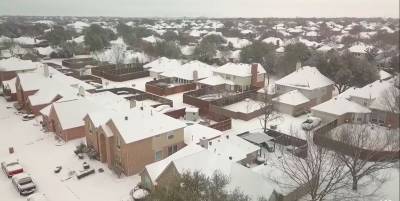В Техасе из-за снежного шторма миллионы американцев остались без воды, тепла и света - видео - ТЕЛЕГРАФ