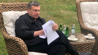 Журналист Соловьев намерен через суд решить вопрос въезда в Латвию