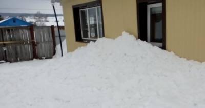 «Нас могут убить лавины снега!»: В Башкирии пожилые супруги судятся с соседями