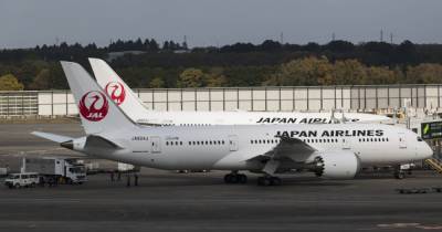 В Японии авиакомпания начала заправлять самолеты биотопливом, которое производят из старых вещей
