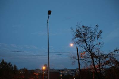 В Петербурге девять внутриквартальных территорий получат новые лампы