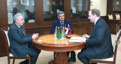 Глава Минобороны Армении обсудил с гендиректором ЮКЖД вопросы сотрудничества