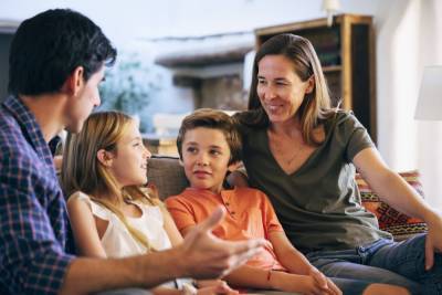 Как говорить с ребенком о разводе родителей: советы, которые помогут преодолеть переживания