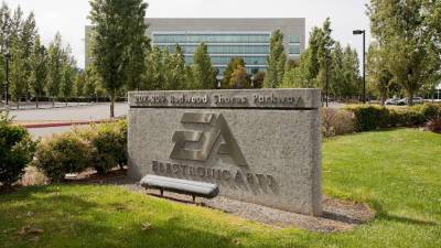 Компания Electronic Arts приобрела студию Codemasters