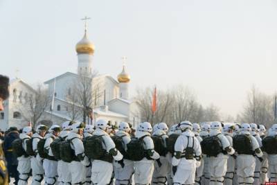 Парад пройдет в Пскове 23 февраля