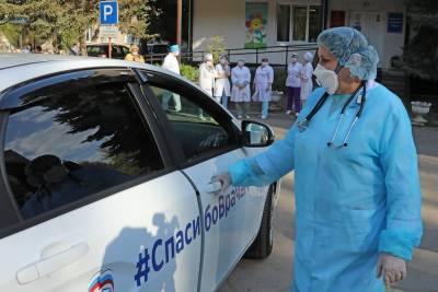 В Липецкой области увеличат должностные оклады врачей, учителей и соцработников