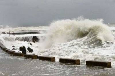 Спасатели предупредили о мощном шторме в Азовском море