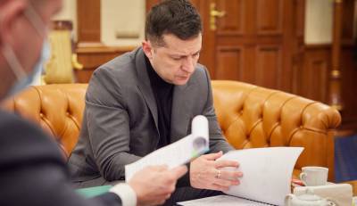Юридическая коллизия: Зеленский наложил вето на важный закон