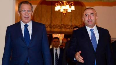 Лавров и Чавушоглу провели беседу по телефону продолжили разговор, начатый Путиным и Эрдоганом
