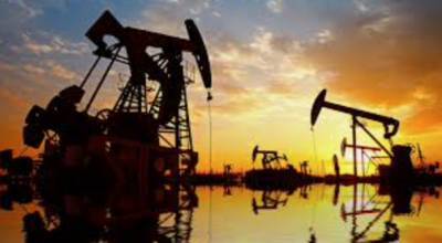 Цены на нефть слабо дорожают