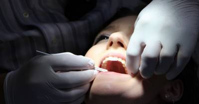 В Ровно разыскали скандальную стоматолога, которая била детей