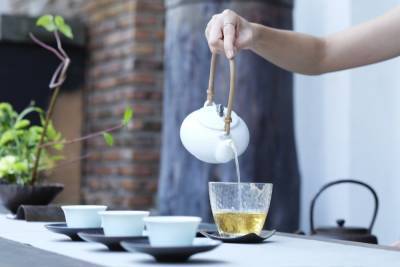 Мочегонный чай для быстрого похудения: диетологи рассказали, почему лучше не рисковать