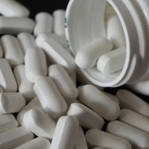 Отравления подростков таблетками: полиция просит запретить продажу лекарств детям