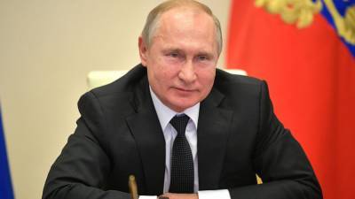 Путин продлил на год предельный срок госслужбы двух заместителей Лаврова