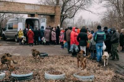 Щедрый "русский мир": в оккупированном Донецке – огромные очереди за бесплатной едой