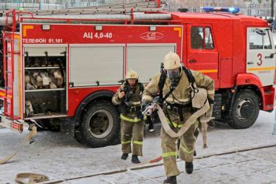 В Смоленске вечером 18 февраля загорелся частный дом