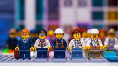 LEGO может выпустить созданный петербургским художником сказочный набор
