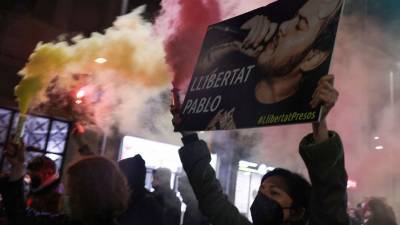 В Испании акции в поддержку рэпера переросли в беспорядки