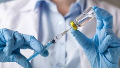 Запорожские медики согласились делать прививки от COVID-19