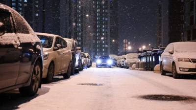 Автоэксперты дали советы по сохранению дворников от налипания снега