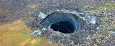 Ученые выяснили, как образуются гигантские кратеры в тундре