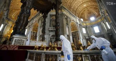 Ватикан грозит сотрудникам увольнением за отказ сделать прививку от коронавируса