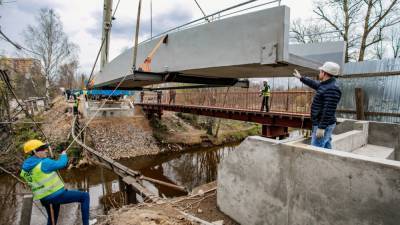 Приморские строители приступили к возведению моста через реку Соколовка
