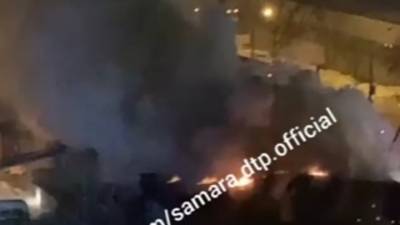 Движение в центре Самары перекрыто из-за пожара