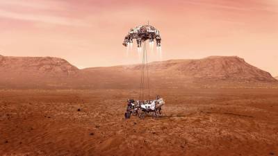 Марсоход Perseverance прислал на Землю первые снимки Красной планеты