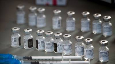 Pfizer начала испытать COVID-вакцину на беременных