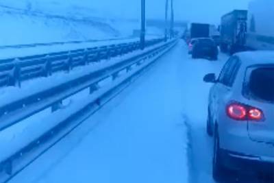 МЧС призвало автомобилистов не ехать по трассе Таврида в Крыму из-за непогоды