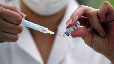 Финальные испытания российской вакцины "Спутник Лайт"
