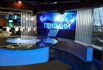 У Зеленского заявили, что закрывать телеканал "Прямой не планировали