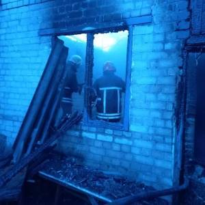 В Запорожье сгорел частный дом в Шевченковском районе. Фото