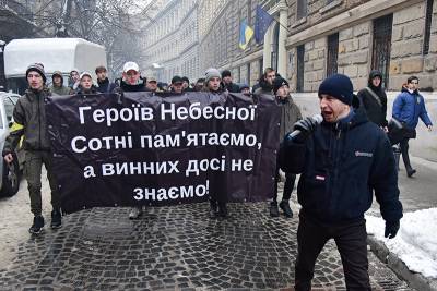 В годовищну Евромайдана на улицы Киева вышли радикалы