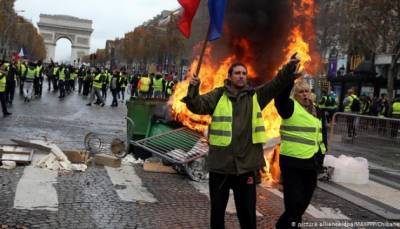 Протесты “желтых жилетов” и доктрина Макрона о безопасности ЕС. Полный разбор