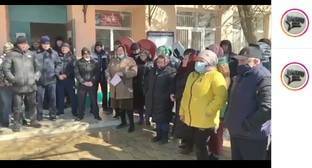 Жители махачкалинского поселка пожаловались Меликову на отсутствие газа в домах