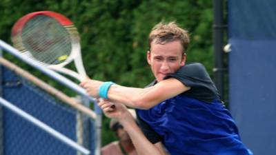 Российский теннисист Даниил Медведев сразится с Джоковичем в финале Australian Open