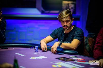 Бразилец "выжил" в компании покерных "акул" и заработал 185 тысяч долларов - 24tv.ua