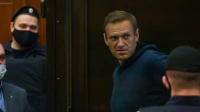 Захарова уверена, что историю с «отравлением» Навального придумал Запад
