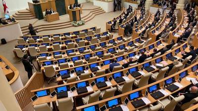 Парламенту Грузии представят обновленный состав правительства