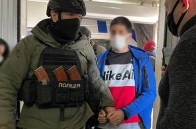 Турция экстрадировала украинца, расстрелявшего мужчину в киевском Гидропарке