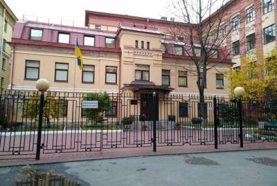 В Санкт-Петербурге напали с ножом на сотрудника консульства Украины