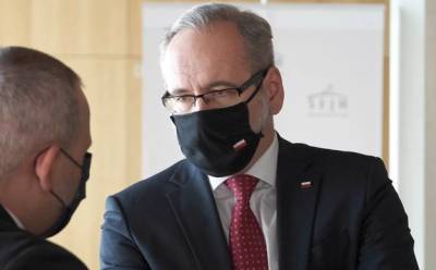 Польша объявила о третьей волне коронавируса