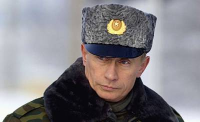 В Кремле пояснили, почему Путин остался без генеральских погон