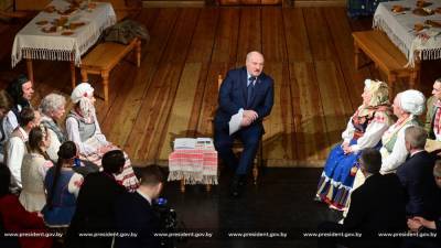 Лукашенко не жалеет о том, что произошло с Купаловским театром в августе 2020-го