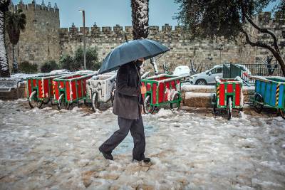 Ближний Восток завалило снегом (видео)